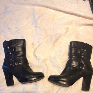Harley Davidson ladies boots.